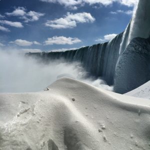 Snow mound and ice below the Horseshoe Falls.