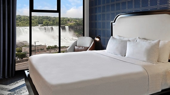 The Brock Niagara Falls-Fallsview, Tapestry Collection by Hilton